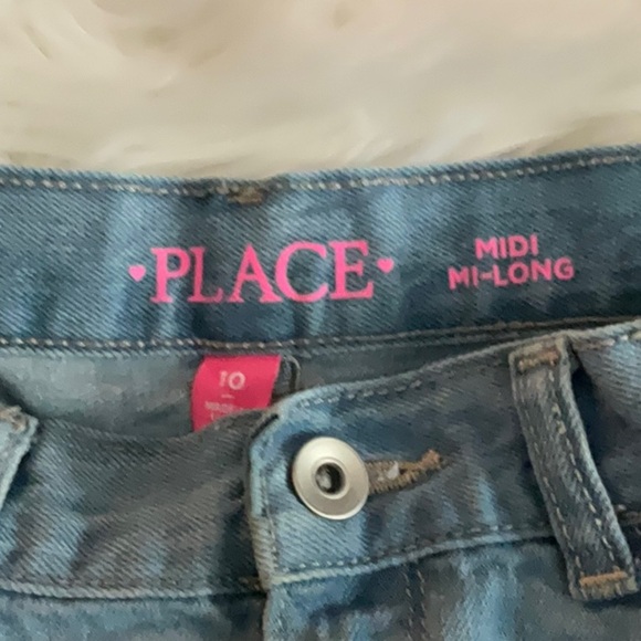 The Children’s Place Blue Jean Shorts Distressed Denim - Picture 4 of 5